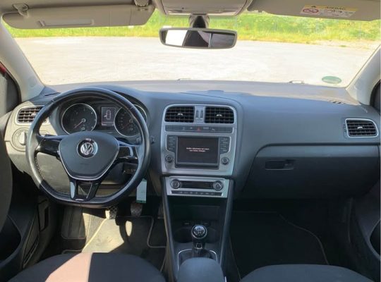 Volkswagen polo 2015