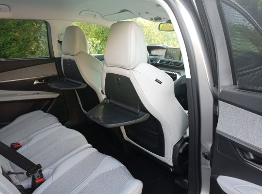 PEUGEOT 5008 2018