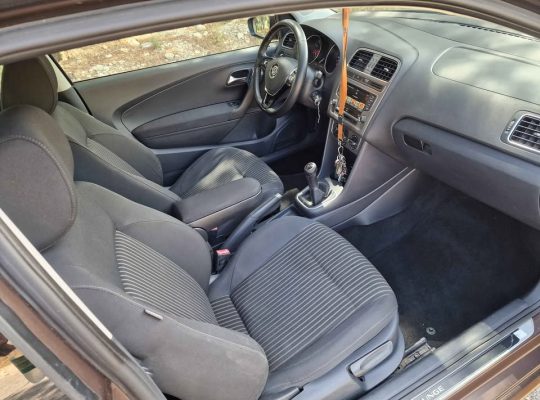 VOLKSWAGEN POLO 1.2 2015