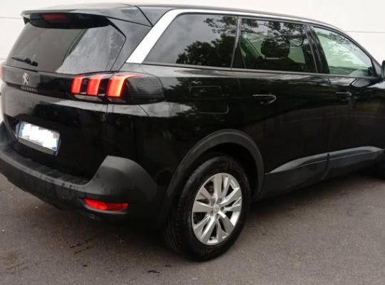Peugeot 5008 2020