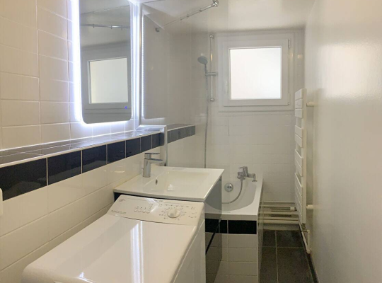 STUDIO MEUBLÉ 26 M² PARIS 17ÈME