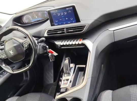 PEUGEOT 3008 BLUEHDI 130 CH 2020