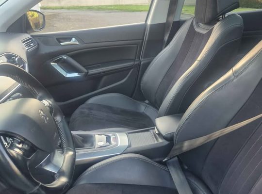 PEUGEOT 308 2016
